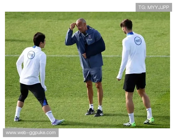 巴黎圣日耳曼触发德罗600万欧解约金,恩里克亲自参与谈判